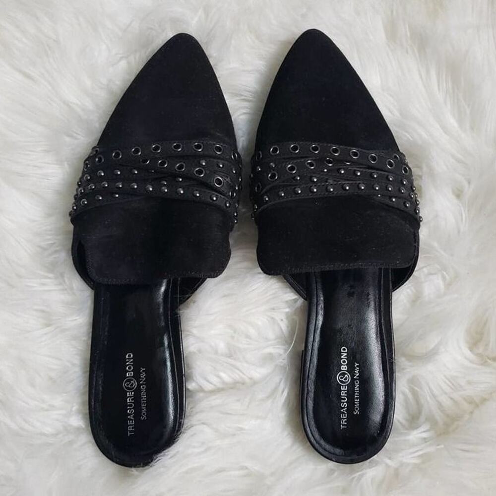 Treasure Bond Black Faux Suede Flats - Size 6.5